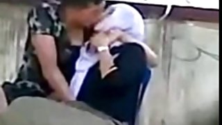 老教師退休亂搞年輕夫婦在家色情