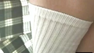 經驗豐富的金發女郎帶來了他的女朋友色情高潮