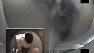 美麗的年輕安撫奶嘴剝奪了童貞色情