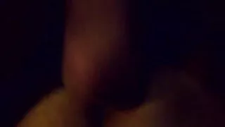 紋身的女孩吸黑公雞