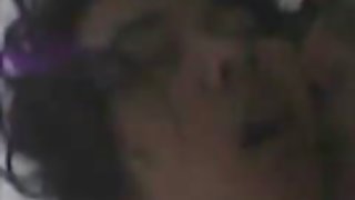 性感的俄羅斯夫妻性愛在沙髮色情