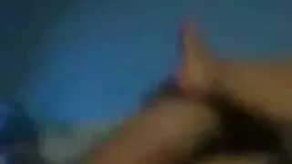 這位女士第一次嘗試一個成員用她的陰戶品嚐和顏色。色情