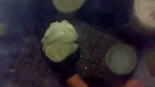 俄羅斯成熟女士是性交色情年輕的丈夫