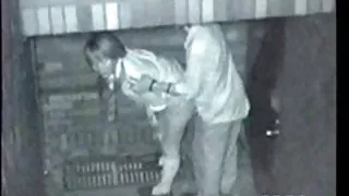 年輕的成年阿姨性交在屁股色情片