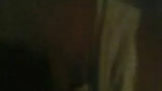 這些傢伙正在盤旋幾個他媽的色情妓女的成員