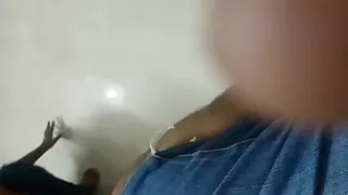 年幼的兒子性交媽媽和完成色情片